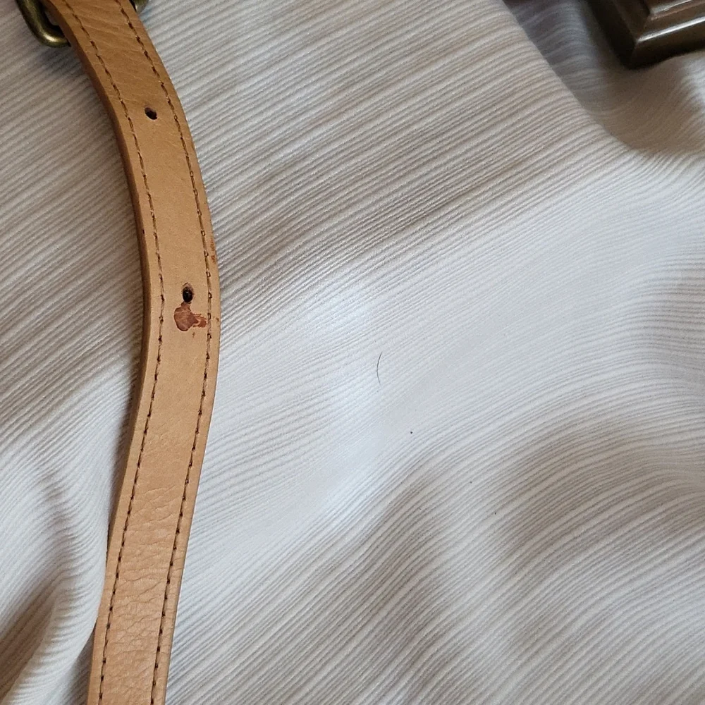 Joelle Hawkens leather bag - Picture 10 of 11